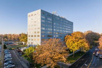 333 W Meyer Blvd in Kansas City, MO - Building Photo - Building Photo