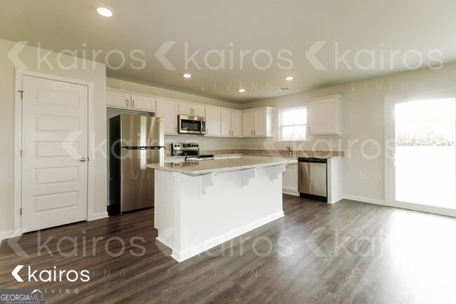 210 Western Red Cedar Dr in Springfield, GA - Building Photo - Building Photo