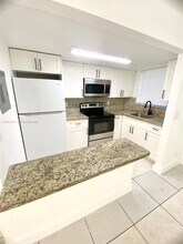 850 SW 74th Terrace in North Lauderdale, FL - Building Photo - Building Photo