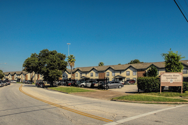 Wheatley Manor Apartments in Houston, TX - Building Photo - Building Photo