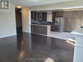 14 Craftsman Rd in Caledon, ON - Building Photo - Building Photo
