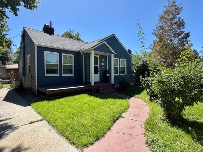 property at 262 Browning Ave