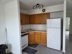 832 Bryant Ave, Unit 3 in Bronx, NY - Building Photo - Building Photo