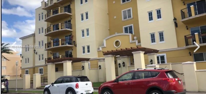 322 Madeira Ave in Coral Gables, FL - Building Photo