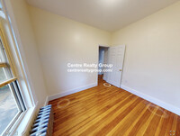 2572 Massachusetts Ave, Unit 2 in Cambridge, MA - Building Photo - Building Photo