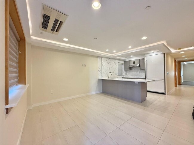 property at 143 Bay 31st St