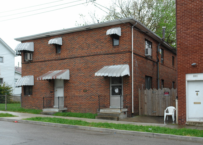 404 Maryland Ave in Charleston, WV - Building Photo - Building Photo