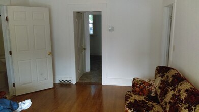 1108 9th St N, Unit Main in Fargo, ND - Building Photo - Building Photo