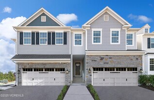 4053 Heron Dr in Wall, NJ - Building Photo