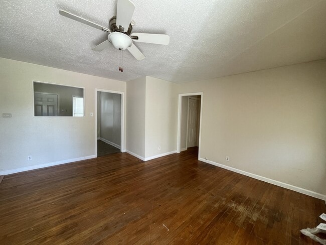 1238 Dona Dr in Corpus Christi, TX - Building Photo - Building Photo