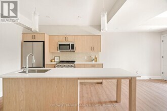 10 McArthur Ave. in Ottawa, ON - Building Photo - Building Photo