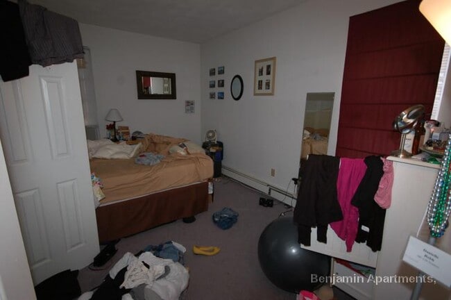 58 Mansfield St, Unit 1 in Boston, MA - Foto de edificio - Building Photo