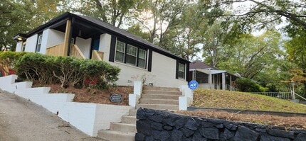 1824 Tiger Flowers Dr NW in Atlanta, GA - Building Photo - Building Photo