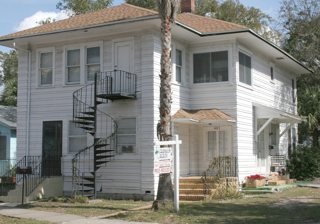 607 N Osceola Ave in Clearwater, FL - Building Photo - Building Photo