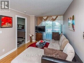 18 Harrison Garden Blvd in Toronto, ON - Building Photo - Building Photo