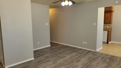 5617 13th St in Lubbock, TX - Building Photo - Building Photo