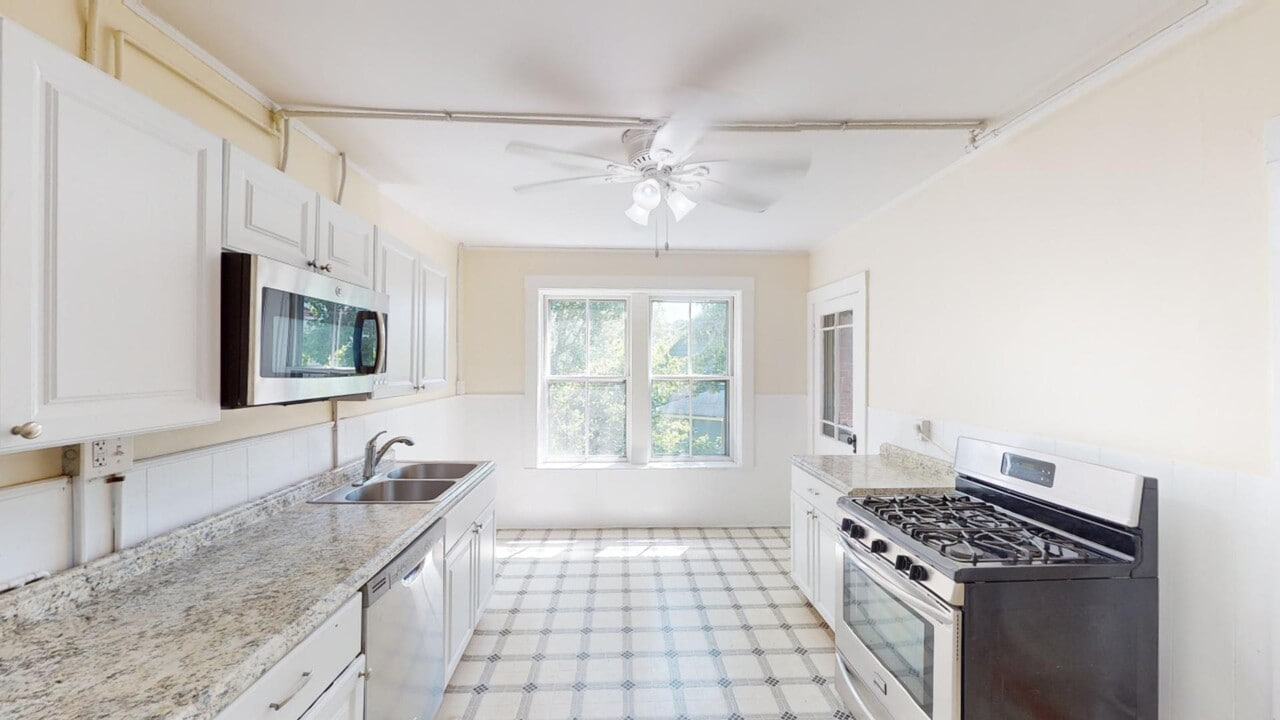 29 Fairfield St, Unit #5 in Cambridge, MA - Foto de edificio