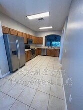 4217 Winding Vine Dr in Lakeland, FL - Building Photo - Building Photo