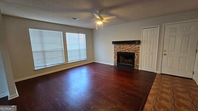 1308 Red Deer Way in Alpharetta, GA - Building Photo - Building Photo