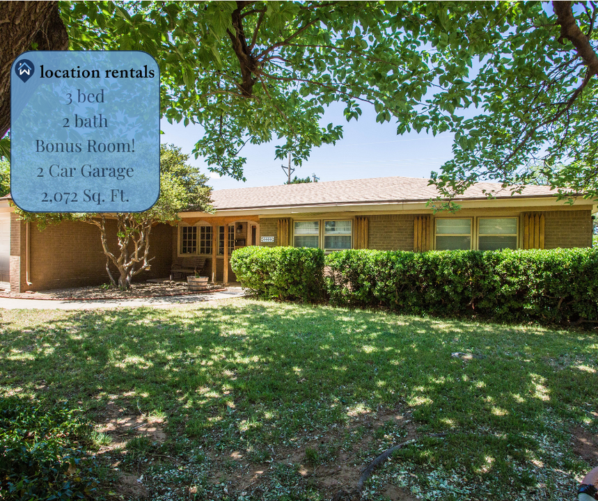 3022 67th St in Lubbock, TX - Foto de edificio