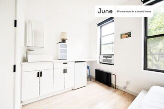 Room in Shared 3 bed/3 bath home in Queens, NY - Building Photo - Building Photo