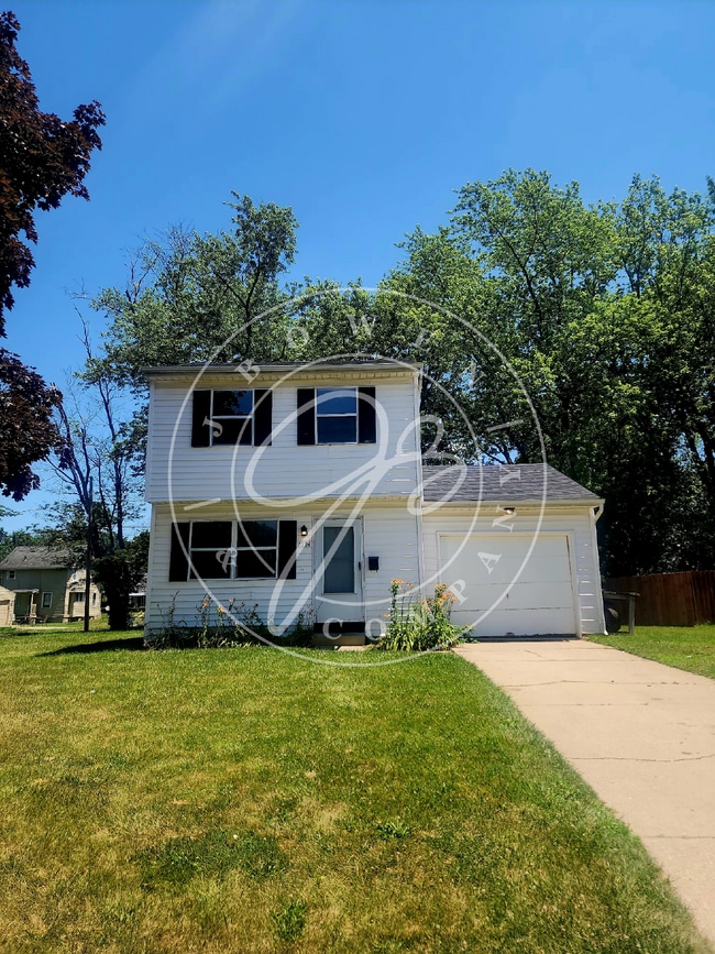 property at 1024 Ranch Dr