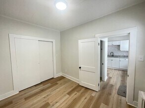 69 6th St in Dover, NH - Building Photo - Building Photo