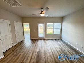 117 Foster Wy Dr in Huntsville, AL - Building Photo - Building Photo