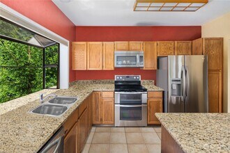 3424 161st Court Southeast in Bellevue, WA - Foto de edificio - Building Photo