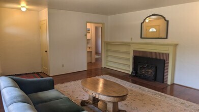 728 14th St in Pacific Grove, CA - Building Photo - Building Photo