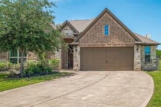 6243 Garden Lakes Ln in Sugar Land, TX - Building Photo - Building Photo