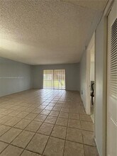 4152 Inverrary Dr-Unit -106 in Lauderhill, FL - Building Photo - Building Photo