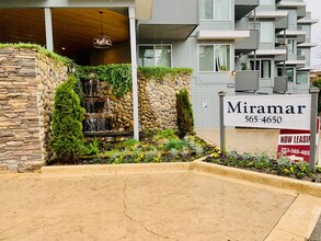 Miramar Apartments in Tacoma, WA - Foto de edificio - Building Photo