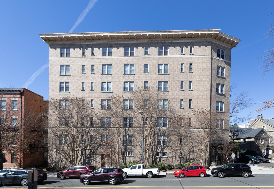 The Farnsboro in Washington, DC - Foto de edificio