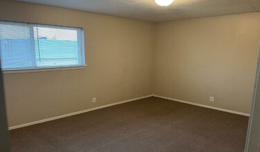 Enclave Apartments in Denton, TX - Building Photo - Building Photo