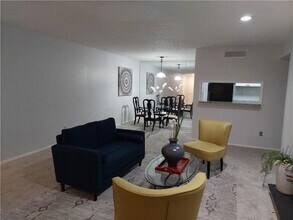 1003 Dunbar Dr in Dunwoody, GA - Building Photo - Building Photo