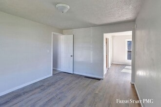 1310 Massachusetts Ave in Lansing, MI - Building Photo - Building Photo