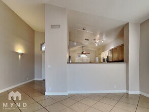 17826 N 13th Pl in Phoenix, AZ - Building Photo - Building Photo