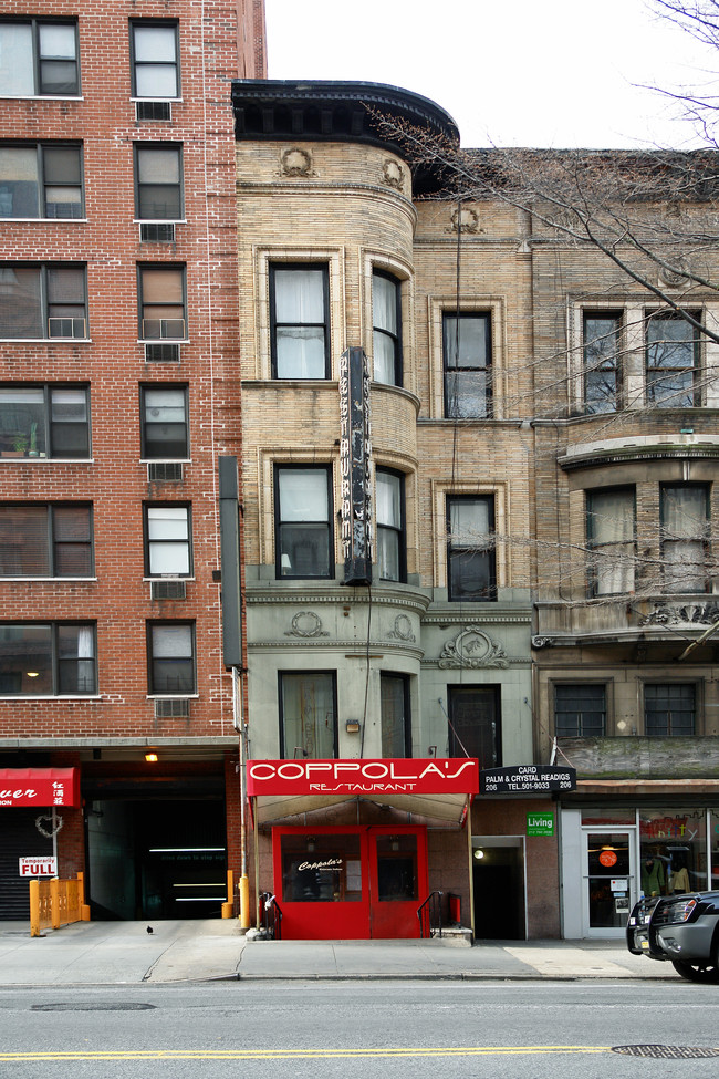 206 W 79 St
