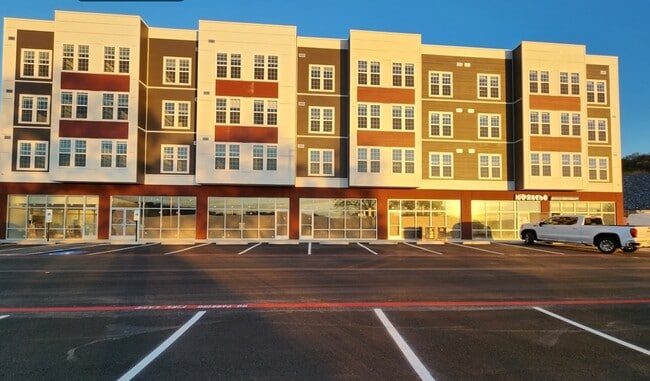 3445 Lee Highway