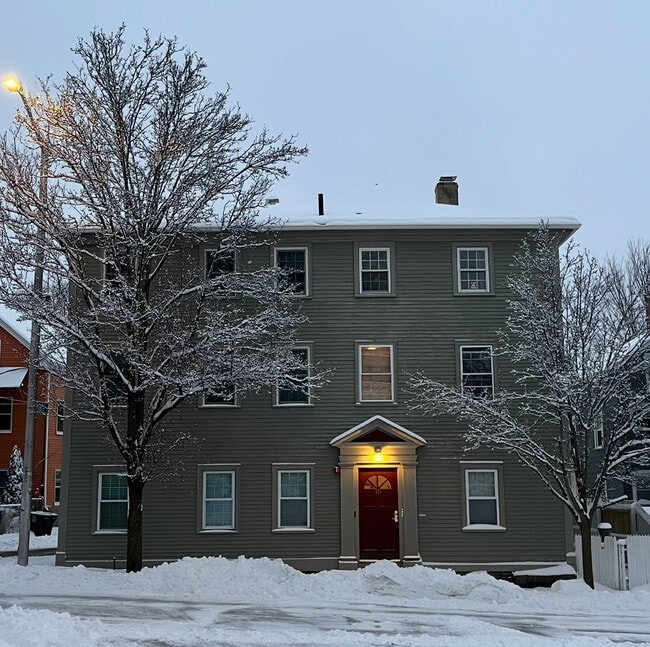 property at 16 High St