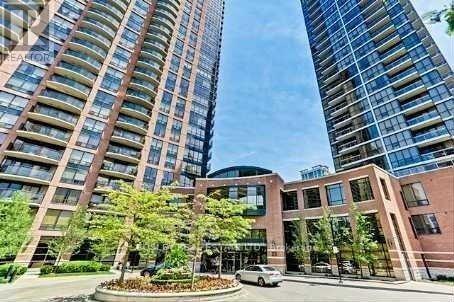 33-2333 Sheppard Ave E in Toronto, ON - Building Photo - Building Photo