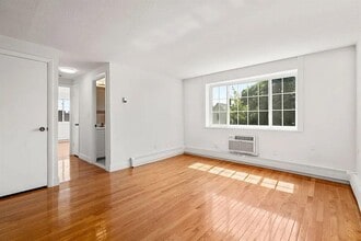 15 Staples Ave in Everett, MA - Building Photo - Building Photo