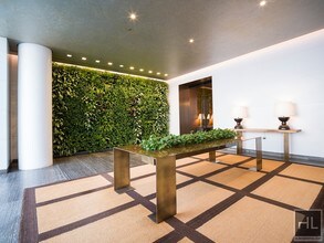 252 E 57th St-Unit -45B in New York, NY - Building Photo - Building Photo
