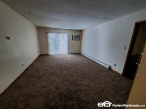 1711 Northway Dr in North Mankato, MN - Building Photo - Building Photo