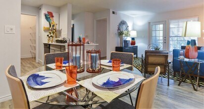 11900 Hobby Horse Ct, Unit 1335 in Austin, TX - Building Photo - Building Photo