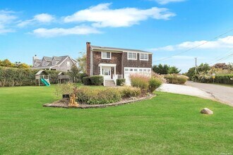 25 Exchange in Westhampton Beach, NY - Building Photo - Building Photo