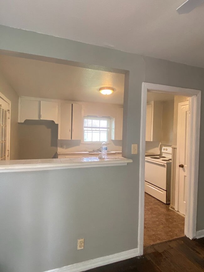 121 E 44th St in Houston, TX - Building Photo - Building Photo