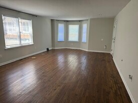 212 N Walnut St, Unit A in East Orange, NJ - Building Photo