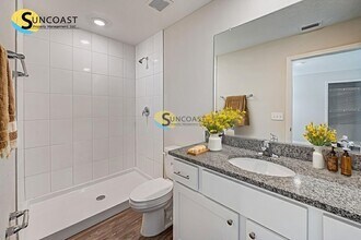 9612 Hood Rd in Jacksonville, FL - Building Photo - Building Photo